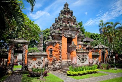 Discover Ubud's Temple of the Sun with Atria Tourist—stunning architecture awaits!